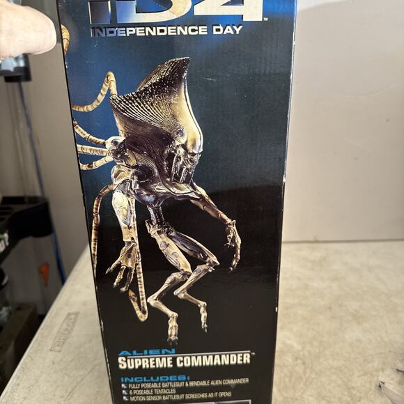 ALIEN SUPREME COMMANDER~ 1996~ INDEPENDENCE DAY #30663~ - Picture 10 of 10